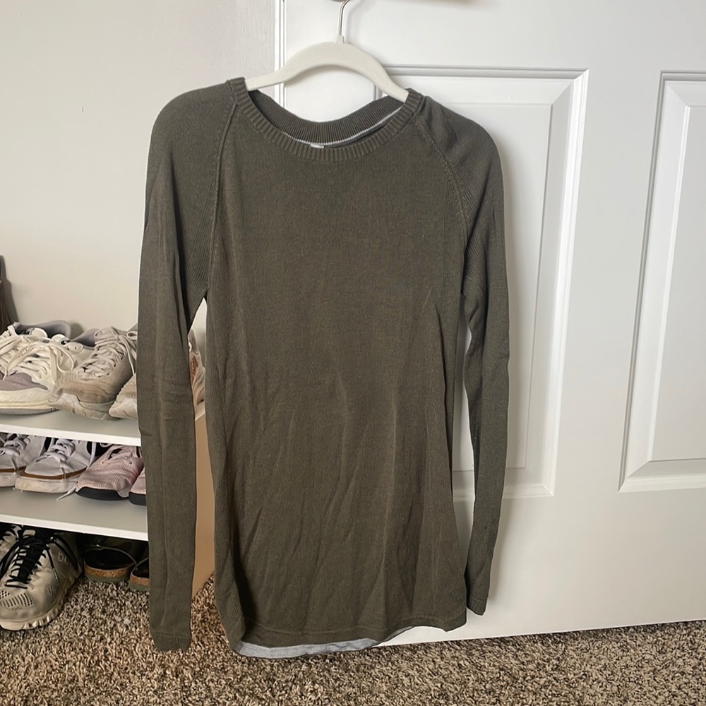 Dark green lululemon light sweater